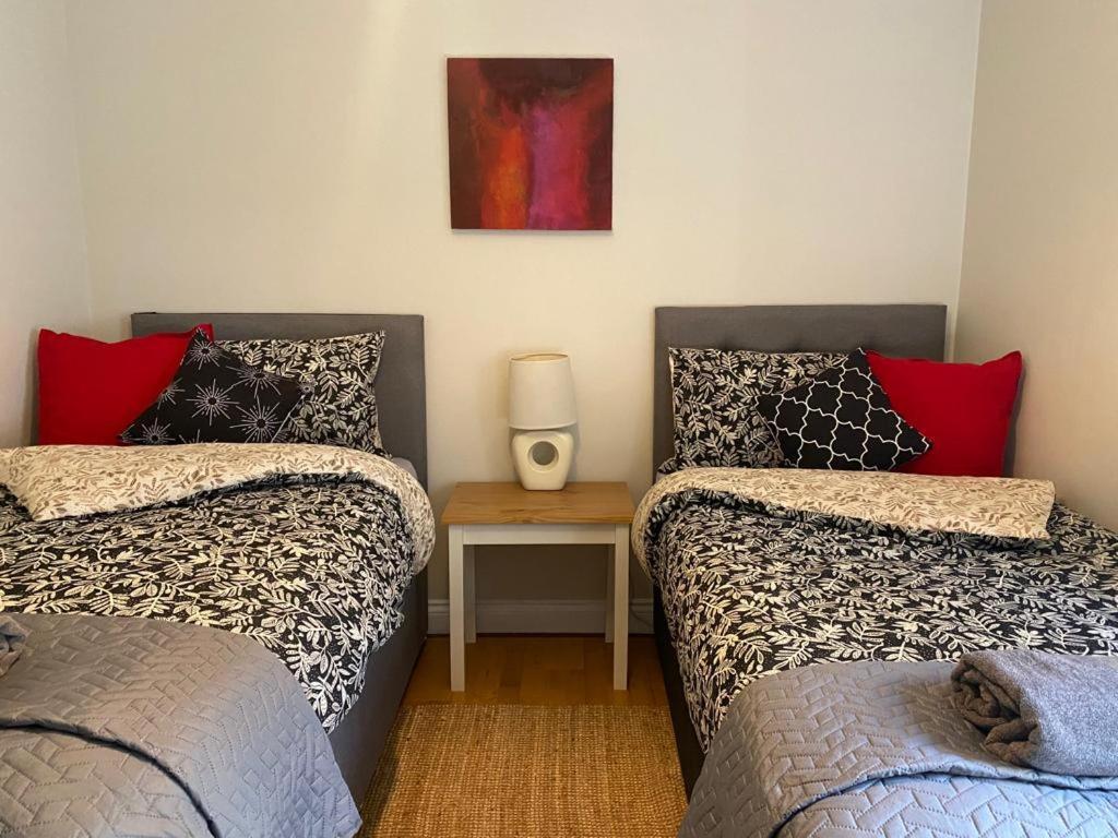 Eakie House Apartments - Кинлохлевън Екстериор снимка