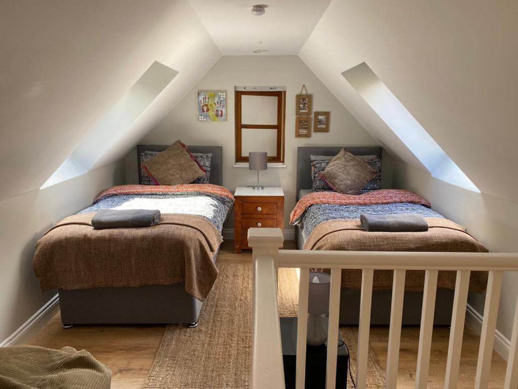Eakie House Apartments - Кинлохлевън Екстериор снимка